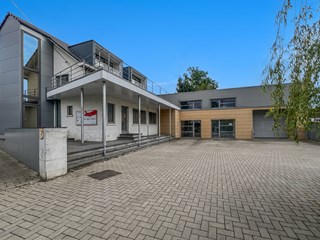 8fd419cfcdfa455aa8be1ba10d5cd6ce.jpg