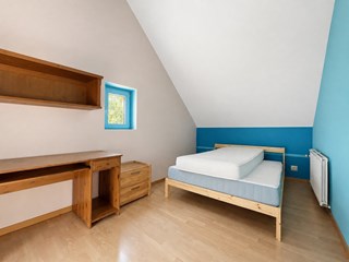 4e870ebaaf8c4203bf42beb91c166ce5.jpg